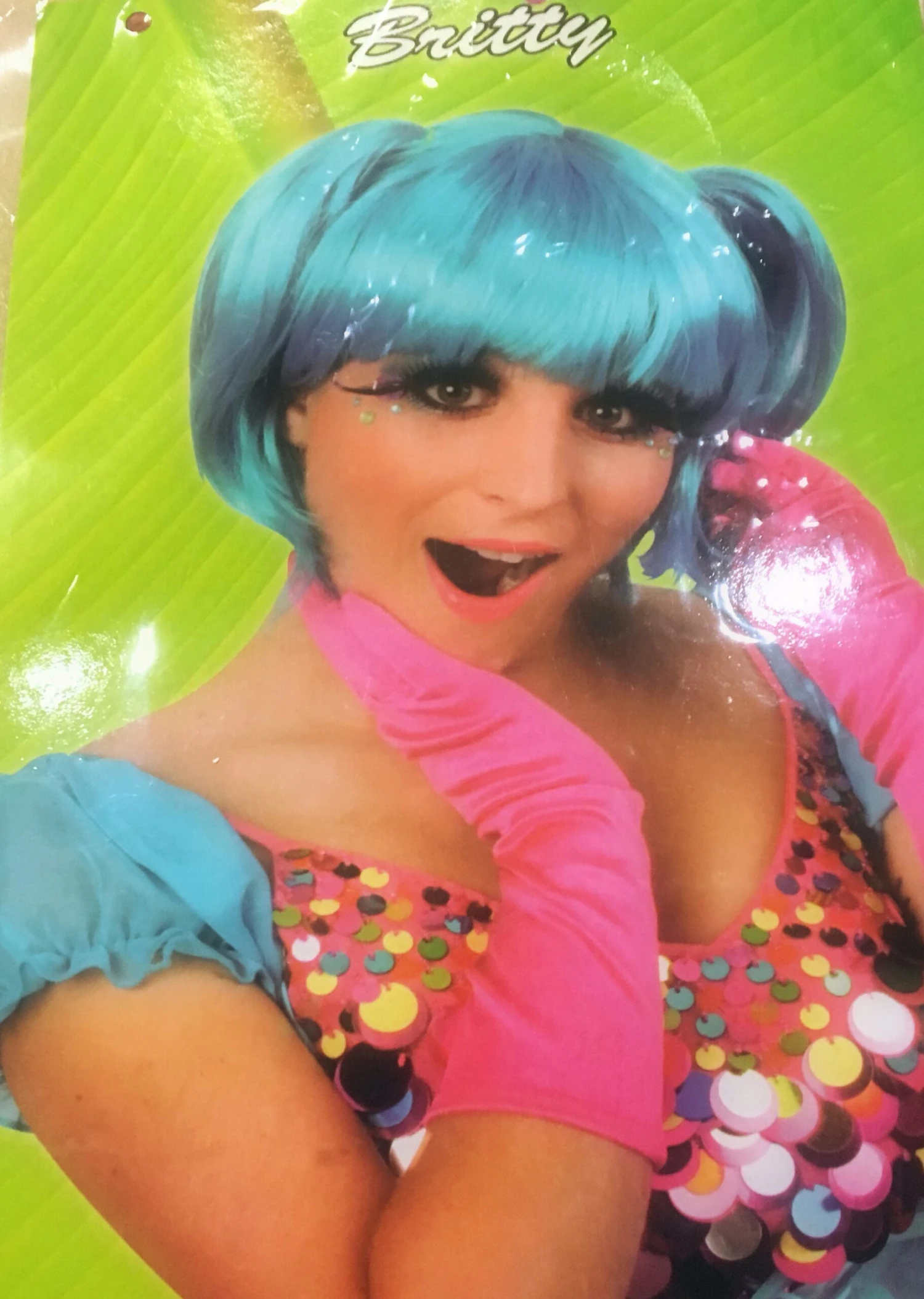 Pruik Britty Blue 3 Pruik Britty Blue