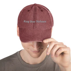 Keep Your Distance Vintage Hat / Pet / Cap -Scattando Webshop Winkel mockup 1b178c0d