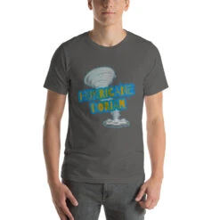 Unisex T-Shirt Hurricane Dorian -Scattando Webshop Winkel mockup 1e5bb813